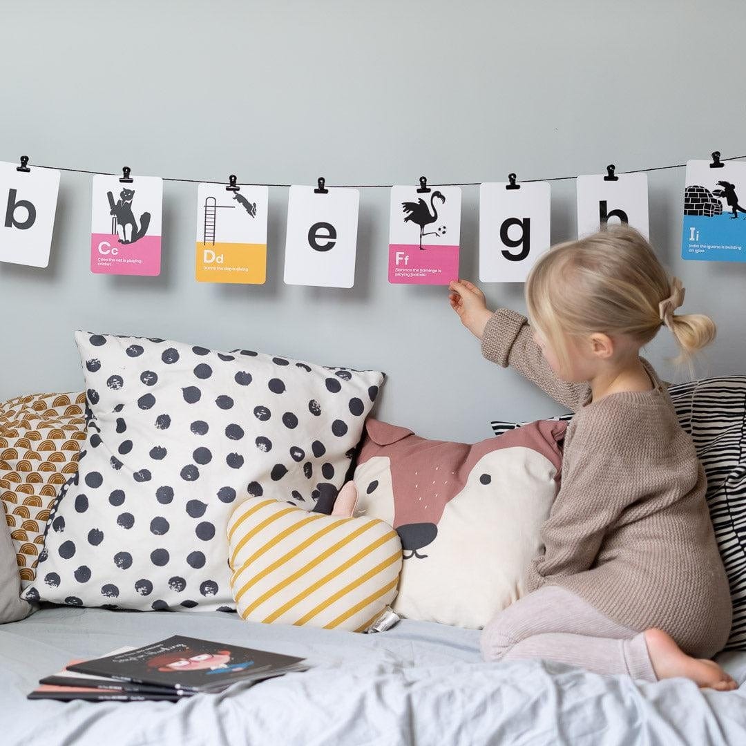 happy little doers LEARN PHONICS FLASHCARDS
